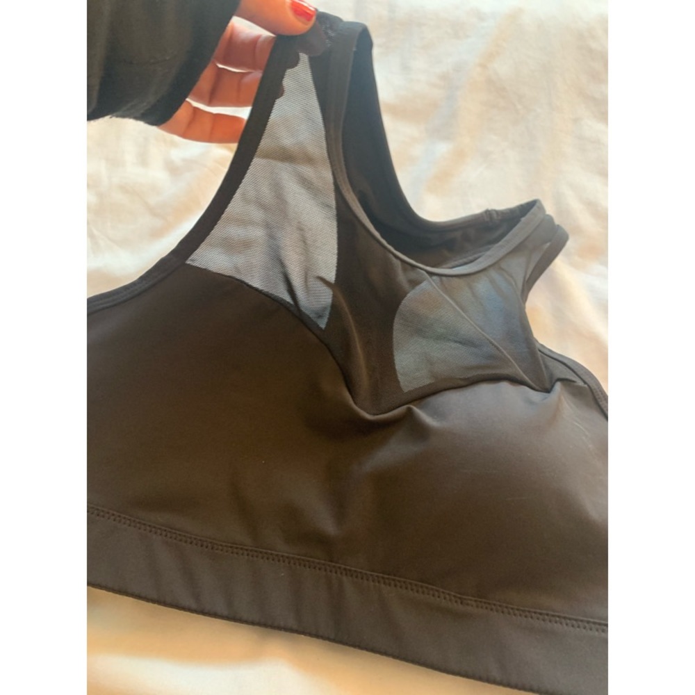 Yvette sports Bra